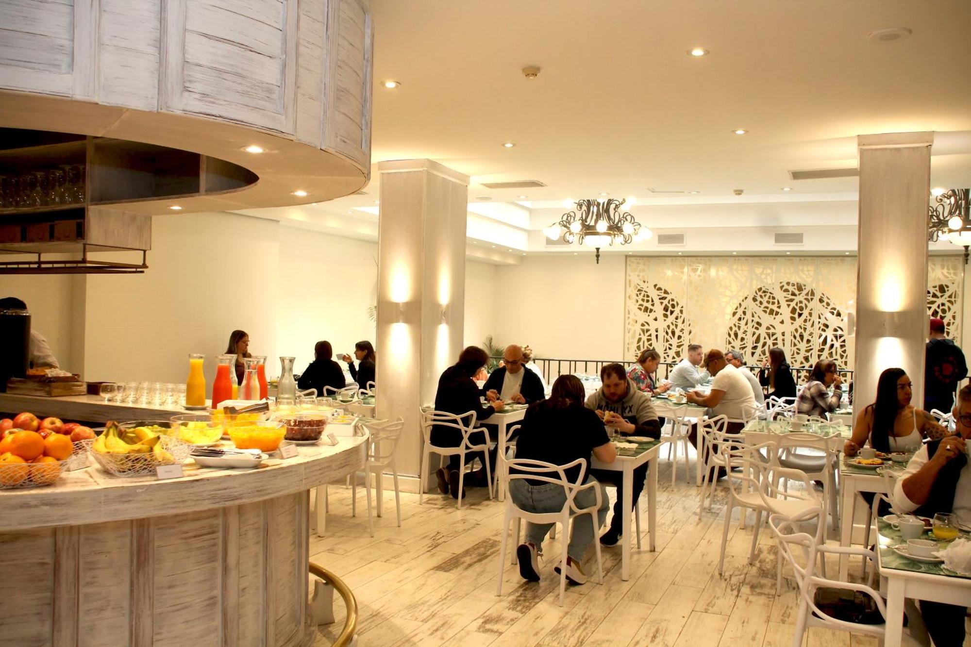 Gardi Hotel & Suites Буенос Айрес Екстериор снимка