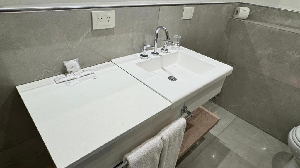 Gardi Hotel & Suites Буенос Айрес Екстериор снимка